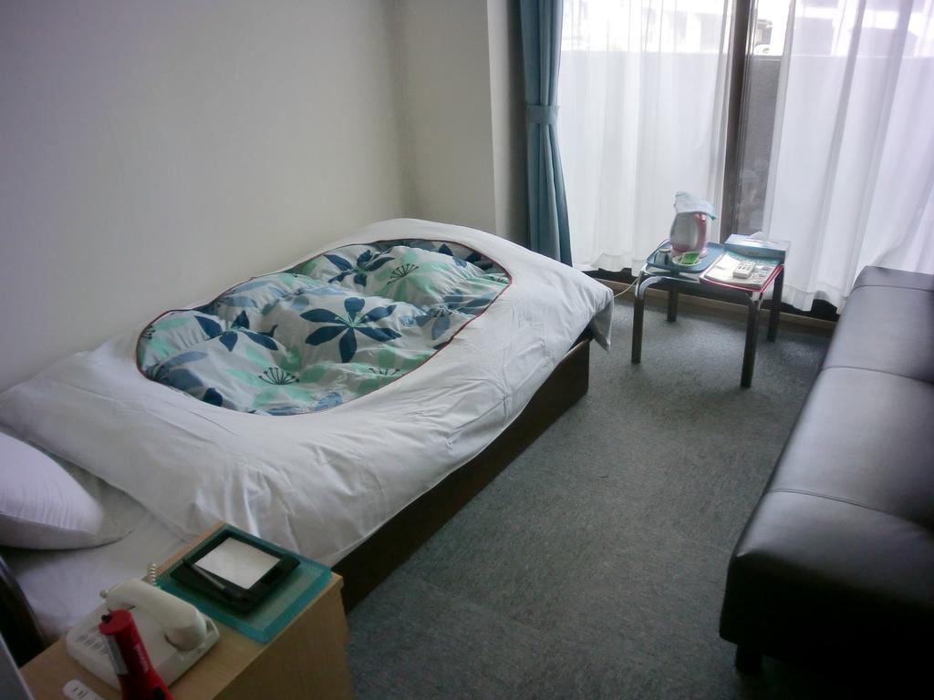 Business Hotel Nishi Оцу Екстериор снимка